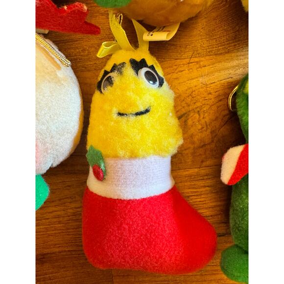 6 Del Monte Christmas Yumkins Plush 4" Ornaments Vintage 1991 Fruits Vegetables - Picture 3 of 8
